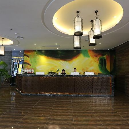 Sotel Inn Hotel San Yuan Li Branch Kanton Zewnętrze zdjęcie