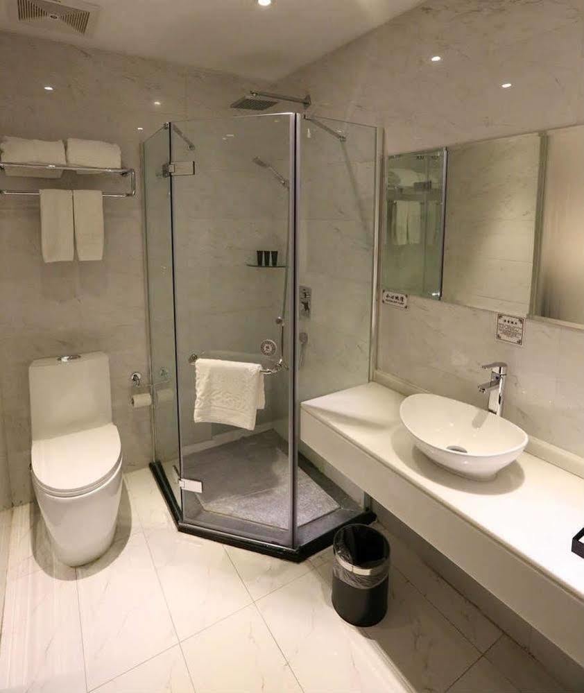 Sotel Inn Hotel San Yuan Li Branch Kanton Zewnętrze zdjęcie